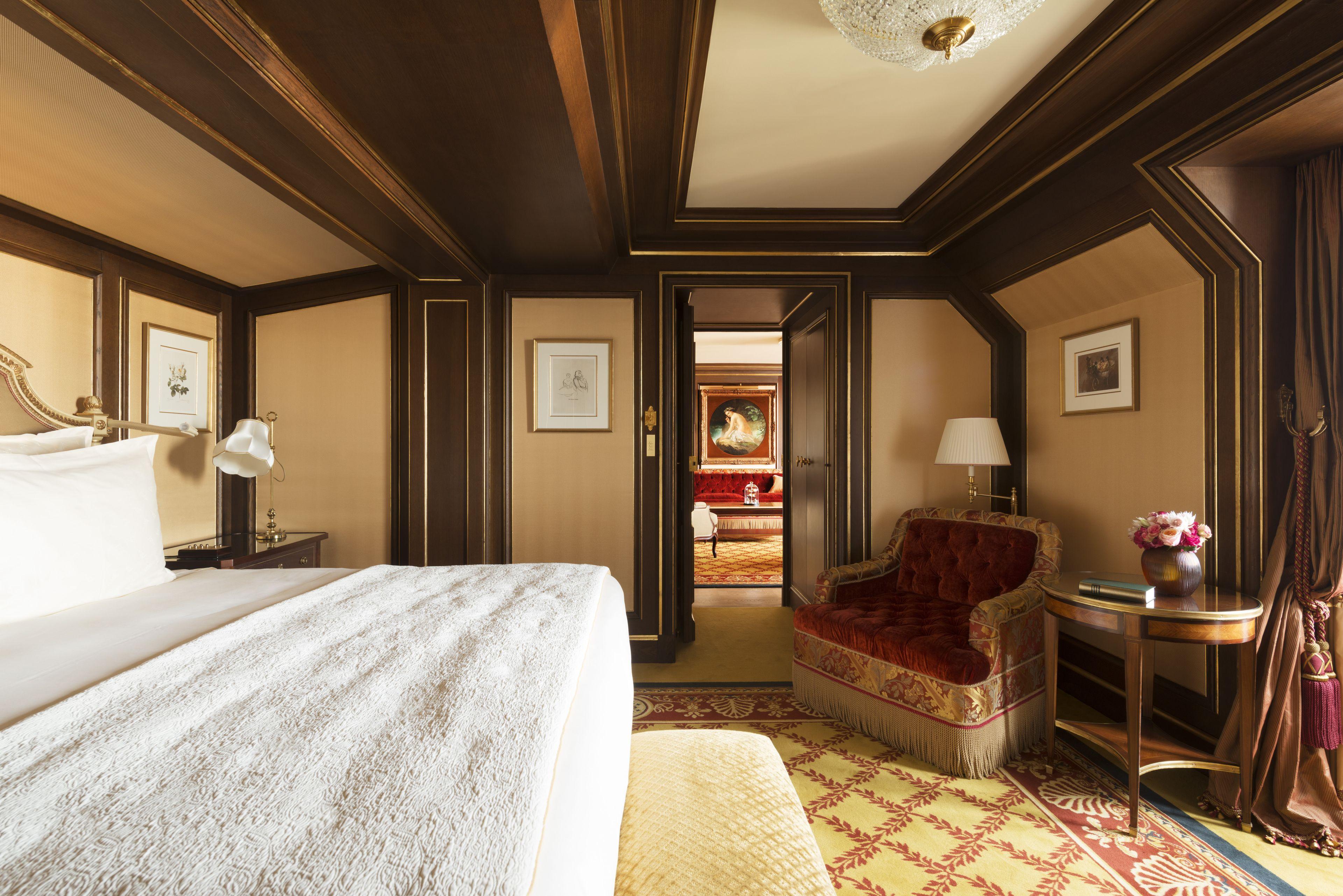 Ritz Hotel