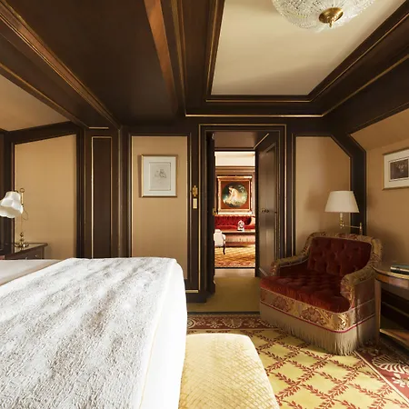 Ritz Hotel