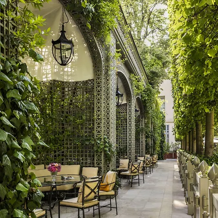 Ritz Hotel 5*