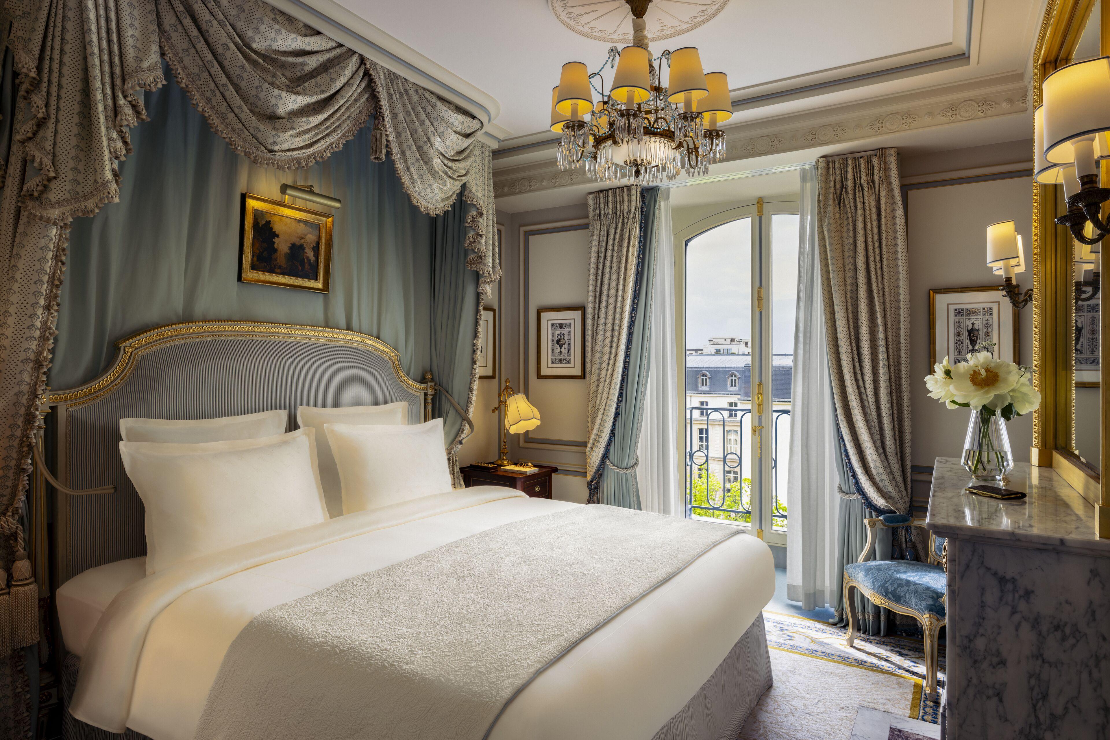 Ritz Hotel 5*