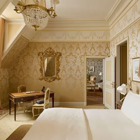 Ritz Hotel 5*